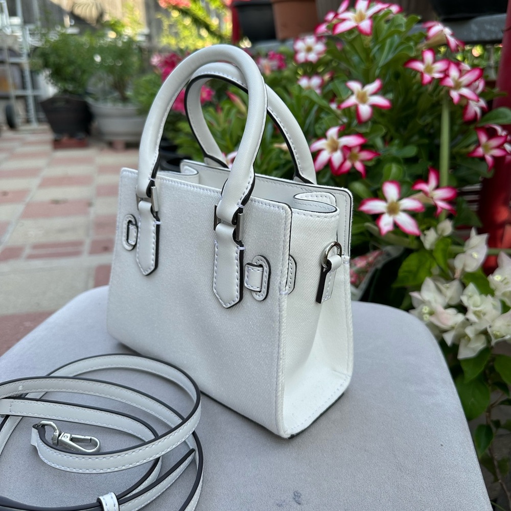 Michael Kors XS PURSE - Picture 13 of 14